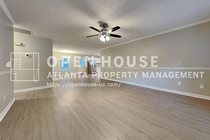 3 bed, 2.0 bath, 1481 sqft, $1,850 — Photo 4
