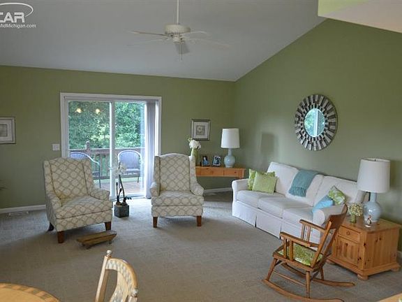 5th image of 1336 Carpathian Way