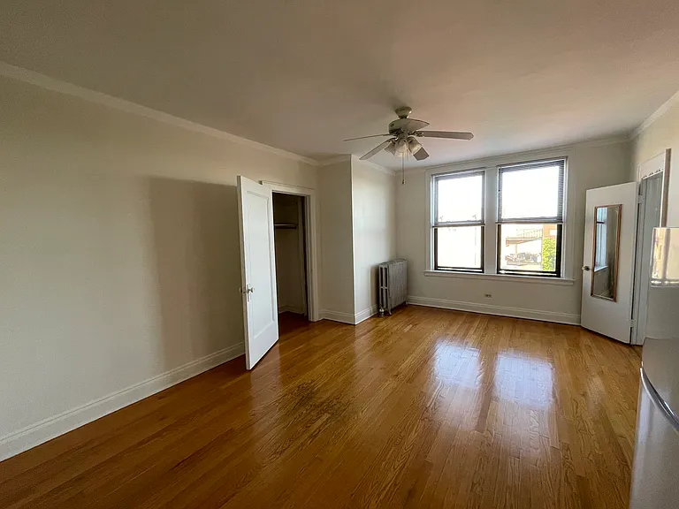5154 N Clark St #337 — Photo 12