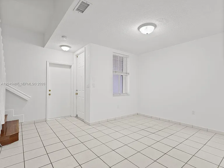 10966 NW 43rd Ter #10966 — Photo 12