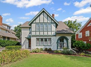 110 W 68th St, Kansas City, MO 64113