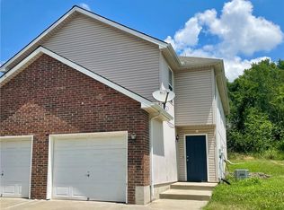 18502 E 3rd St, Independence, MO 64056