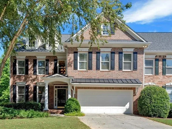551 Vinings Estates Dr SE, Mableton, GA 30126