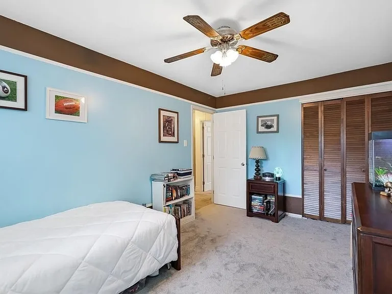 233 Shady Ln — Photo 29