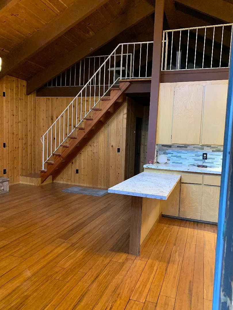 2 bed, 1000 sqft, $2,300 — Photo 4