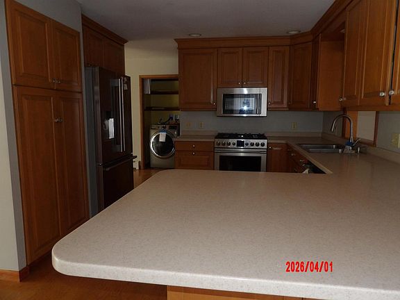 3rd image of 1133 West Ridge Road