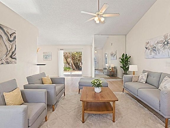 4th image of 603 Sand Ridge Dr