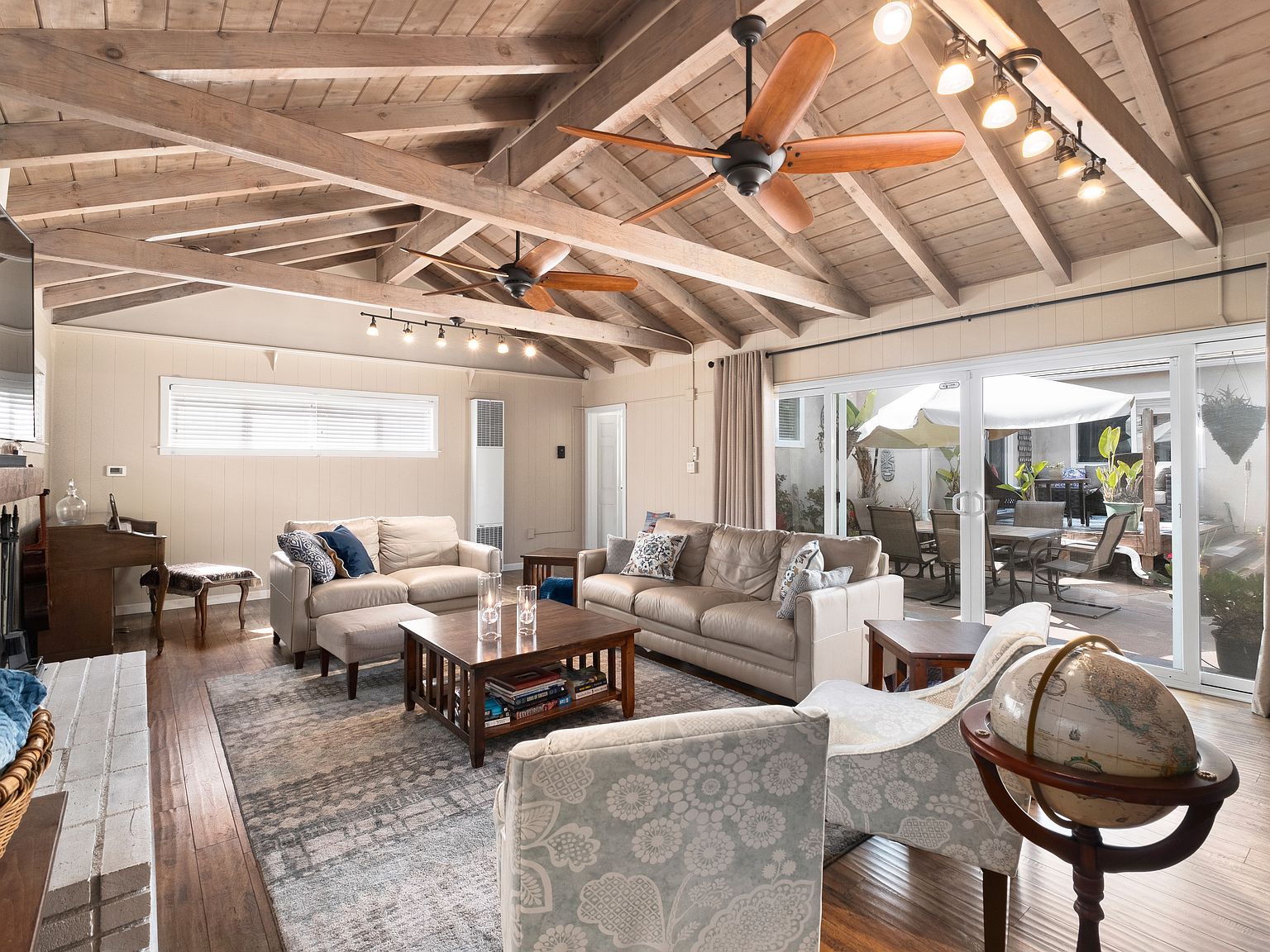 Manhattan Beach, CA 90266