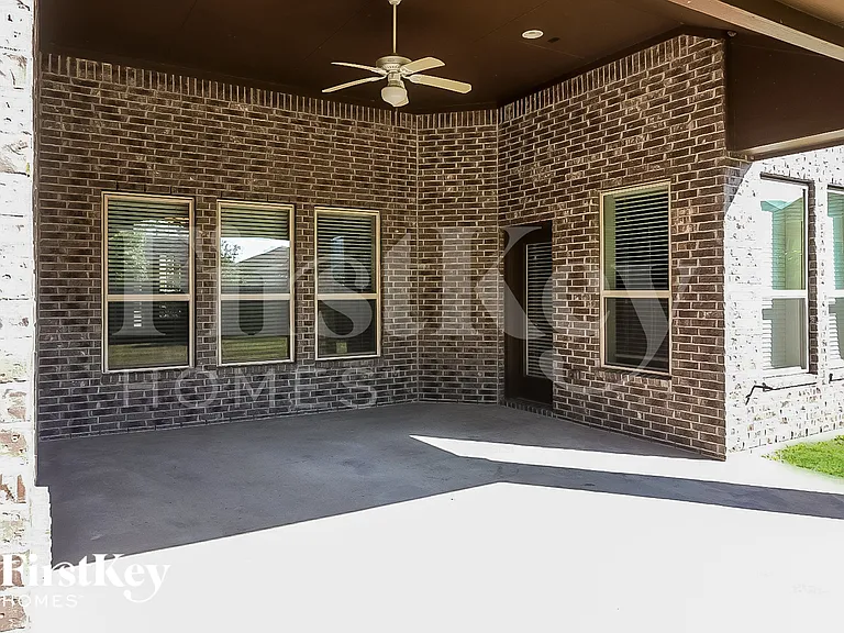 27727 Halls Farms Ln — Photo 17