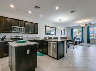 10115 Wellington Parc Dr, Wellington, FL 33449
