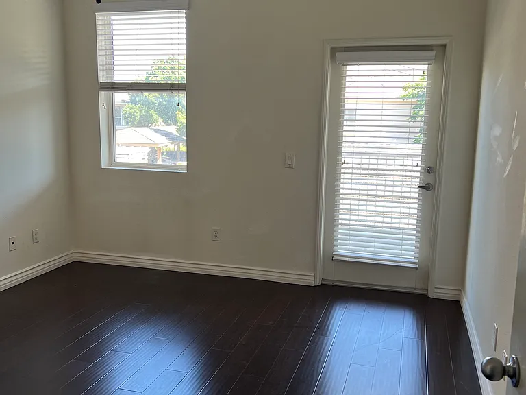 31232 Taylor Ln — Photo 10