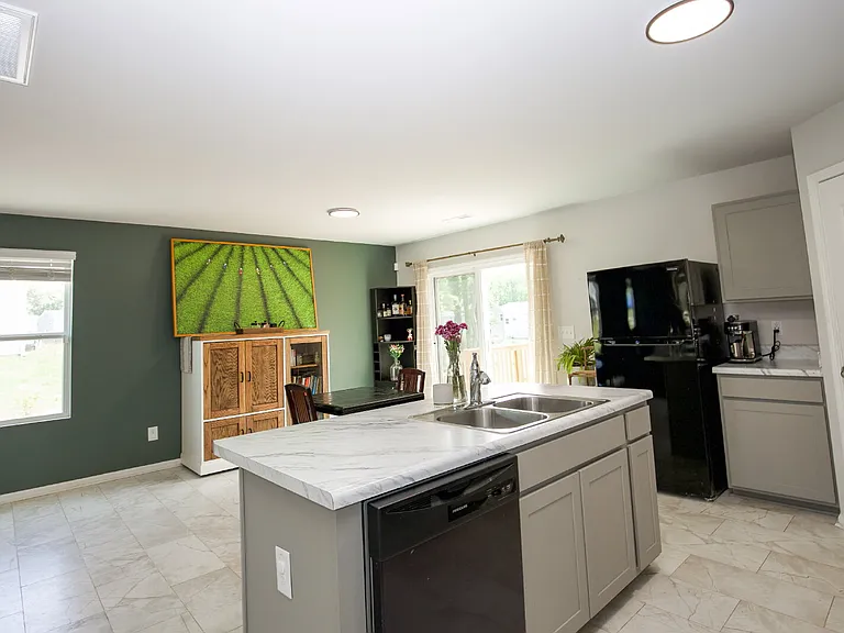 429 Century Ln — Photo 14