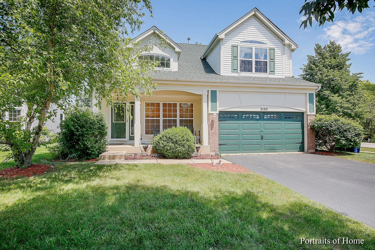 2103 Periwinkle Ln photo 1