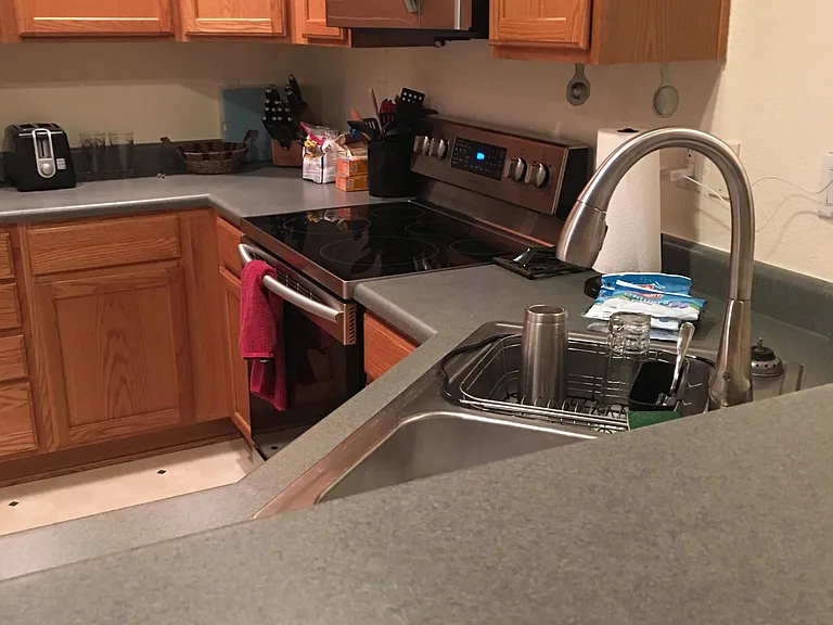 1703 Whitehall Dr #8H — Photo 2