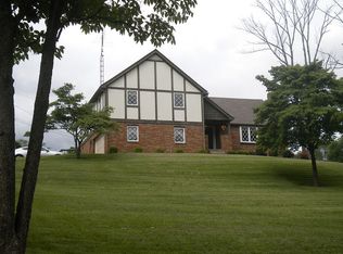 10515 Frazeysburg Rd, Dresden, OH 43821