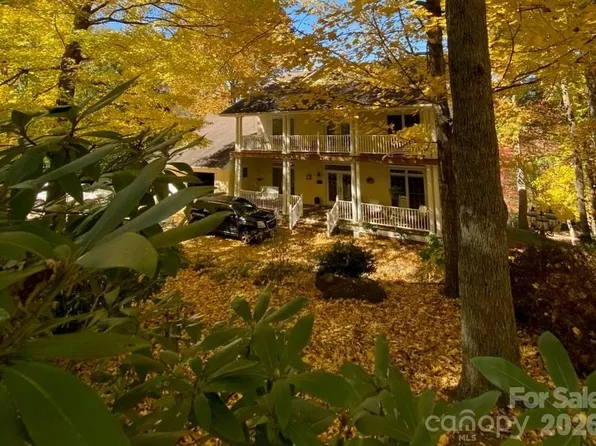 719 April Park #25, Waynesville, NC 28786