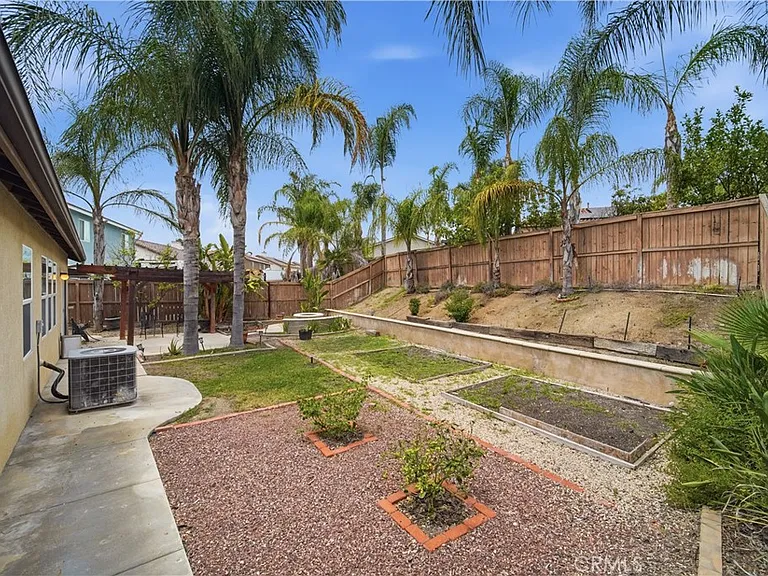 29390 Garnet St — Photo 36