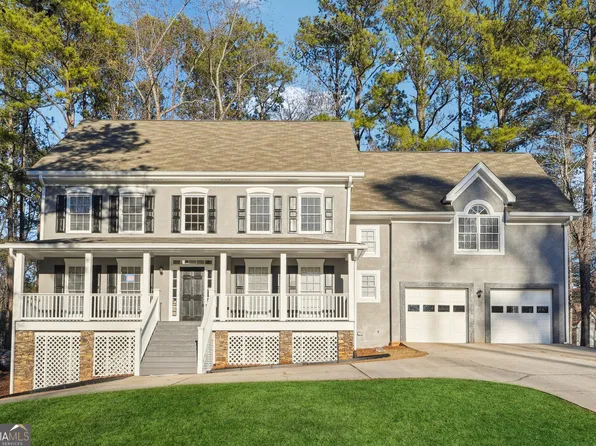 7528 Waters Edge Dr, Stone Mountain, GA 30087