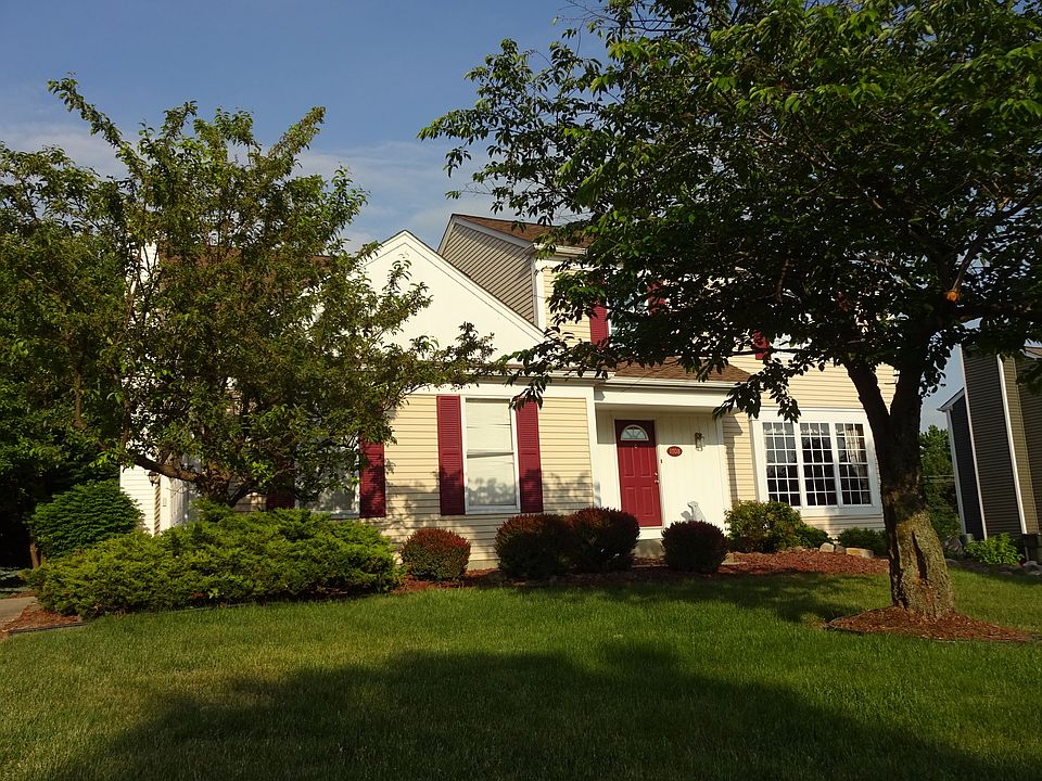 2nd image of 1708 Ridgecrest