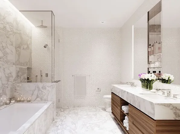 30 Riverside Boulevard image 3 of 5