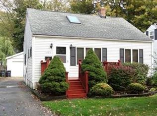 423 High Grove Blvd, Akron, OH 44312