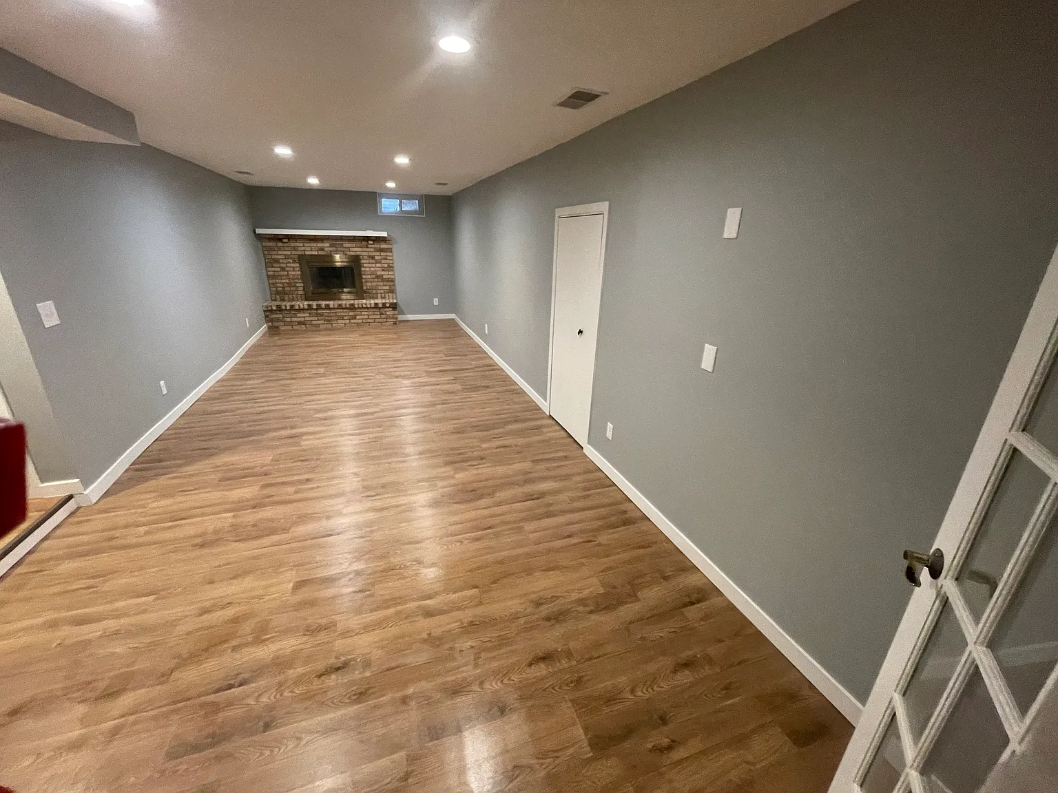 3 bed, 1350 sqft, $2,950 — Photo 4