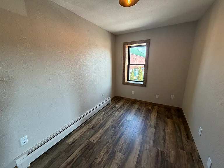 501 Iron St #2 — Photo 10