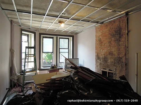 Rented by Bohemia Realty Group | media 11