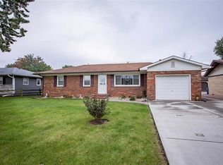 3811 15th St #D, Moline, IL 61265