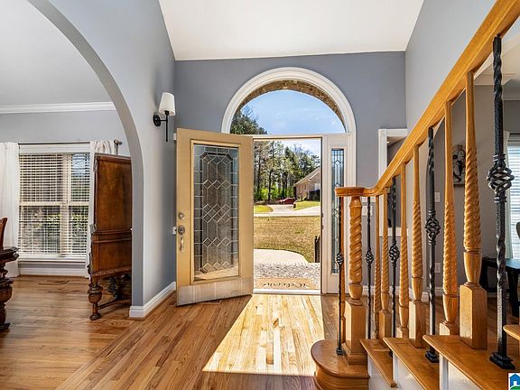 3rd image of 2685 Chesapeake Dr