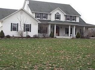 11480 E Kroeger Rd, Centralia, MO 65240