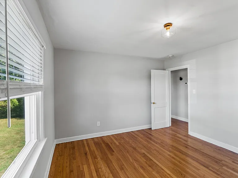 3823 Hawthorne Ave #2 — Photo 20
