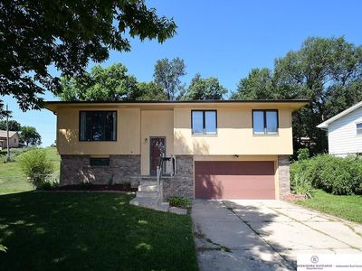 3623 Mormon Cir, Omaha, NE, 68112