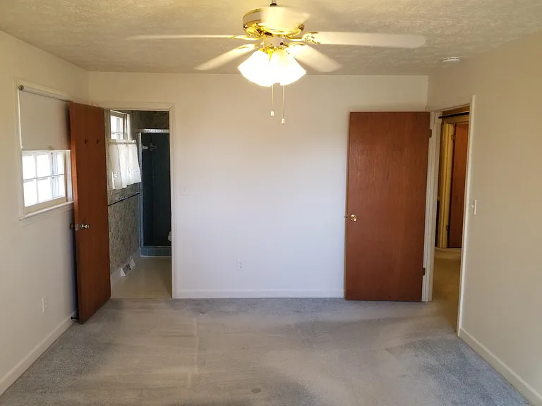 106 Chestnut Dr — Photo 16