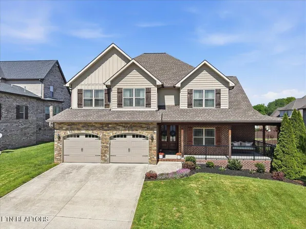 2113 Leah Ln, Maryville, TN 37803