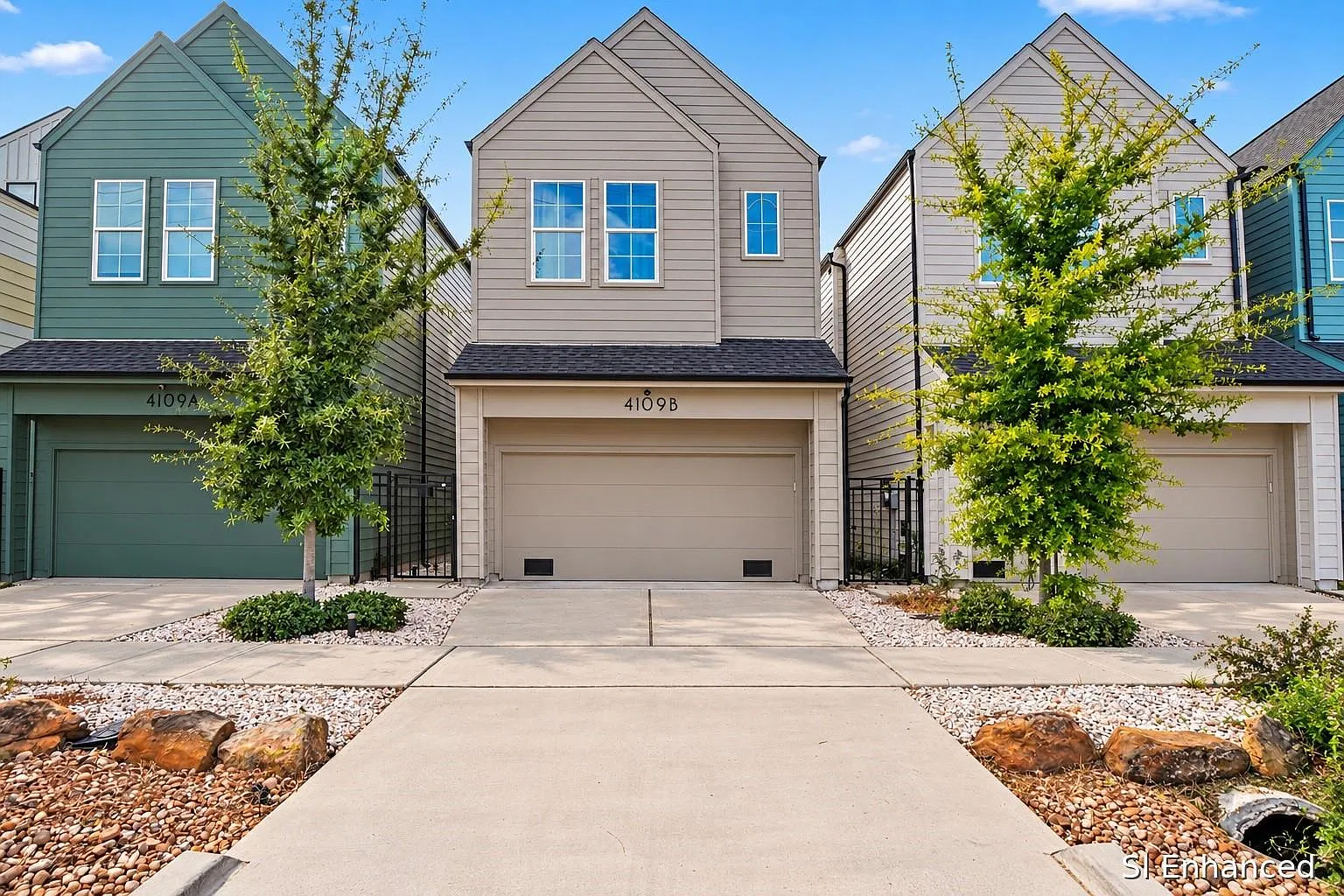 3 bed, 2.5 bath, 1867 sqft, $3,000 — Photo 1