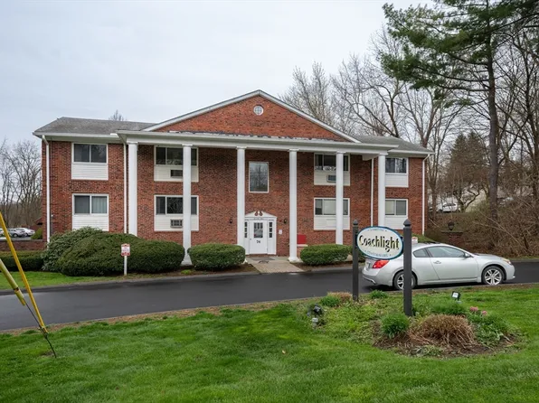74 Barrett St Unit 310, Northampton, MA 01060