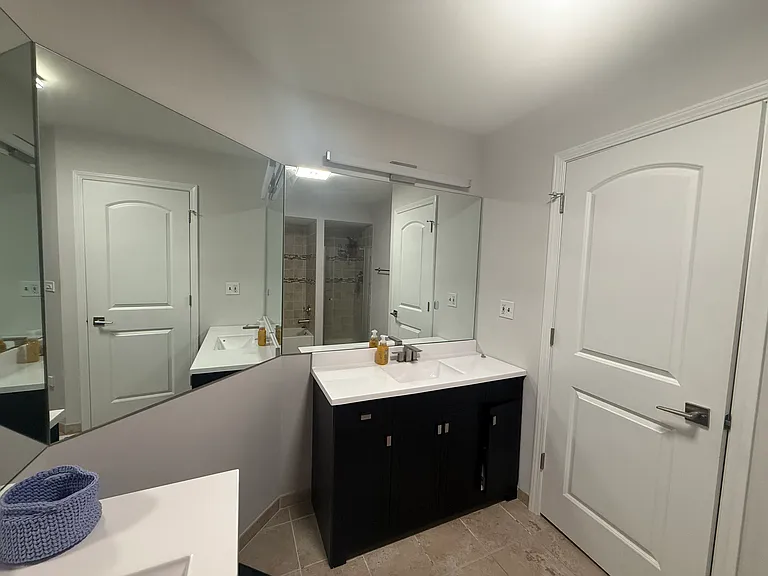 900 Ashley Ct — Photo 4