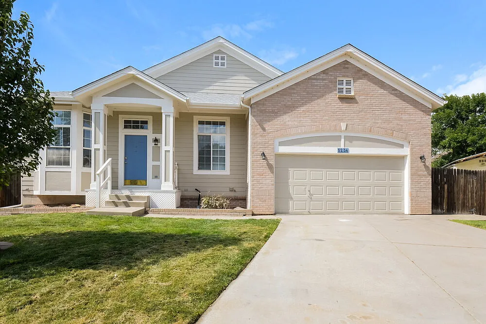 5 bed, 3.0 bath, 2907 sqft, $3,650 — Photo 1