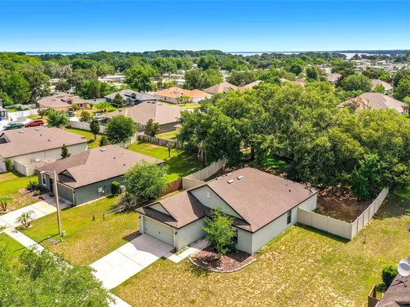 4475 Caicos Dr, Tavares, FL 32778