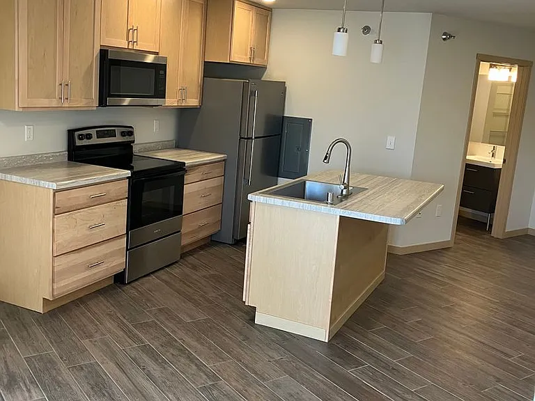 Century Place - 455 — Photo 17