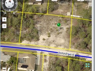 10475 Canary Ave, Weeki Wachee, FL 34613