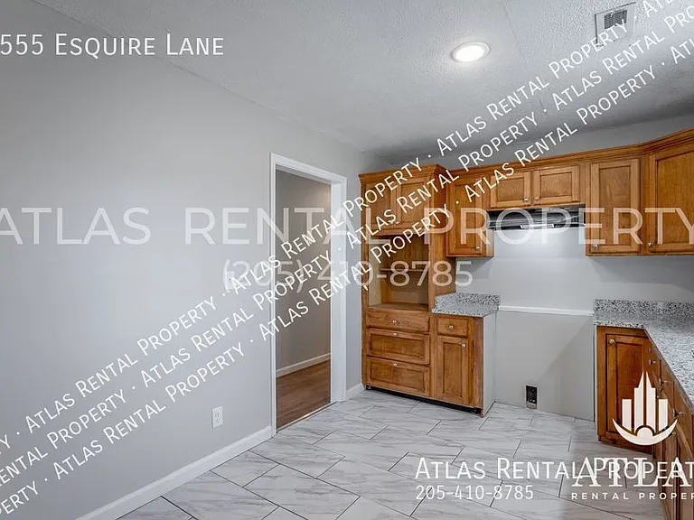 6555 Esquire Ln — Photo 16