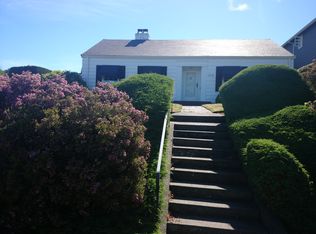 3054 W Viewmont Way W, Seattle, WA 98199