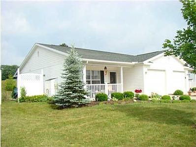 1st image of 15 Highmeadow Dr