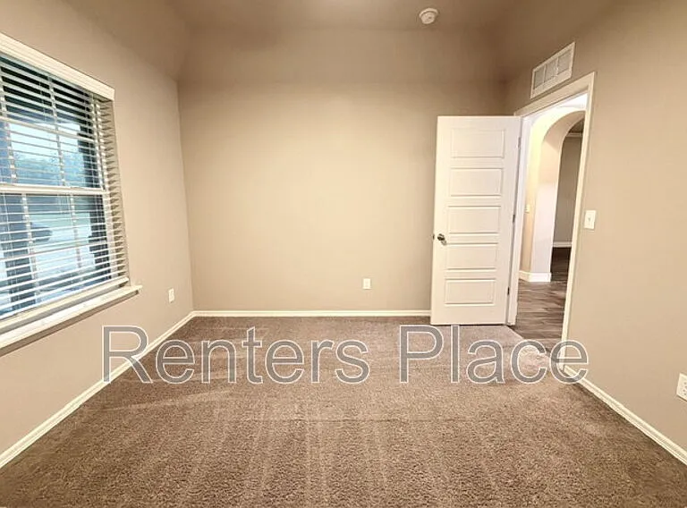 11364 N 168th East Ave — Photo 10