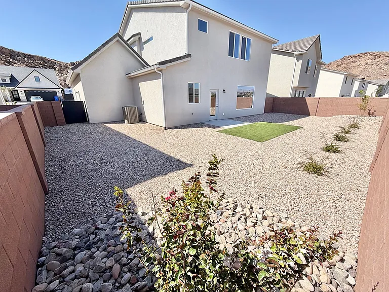4129 E El Capitan Way St — Photo 34