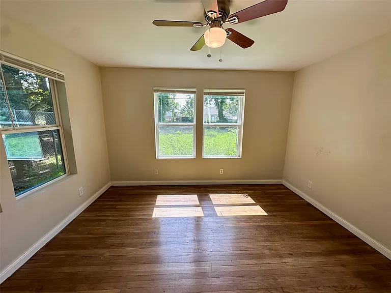 6 Southlawn Cir — Photo 9