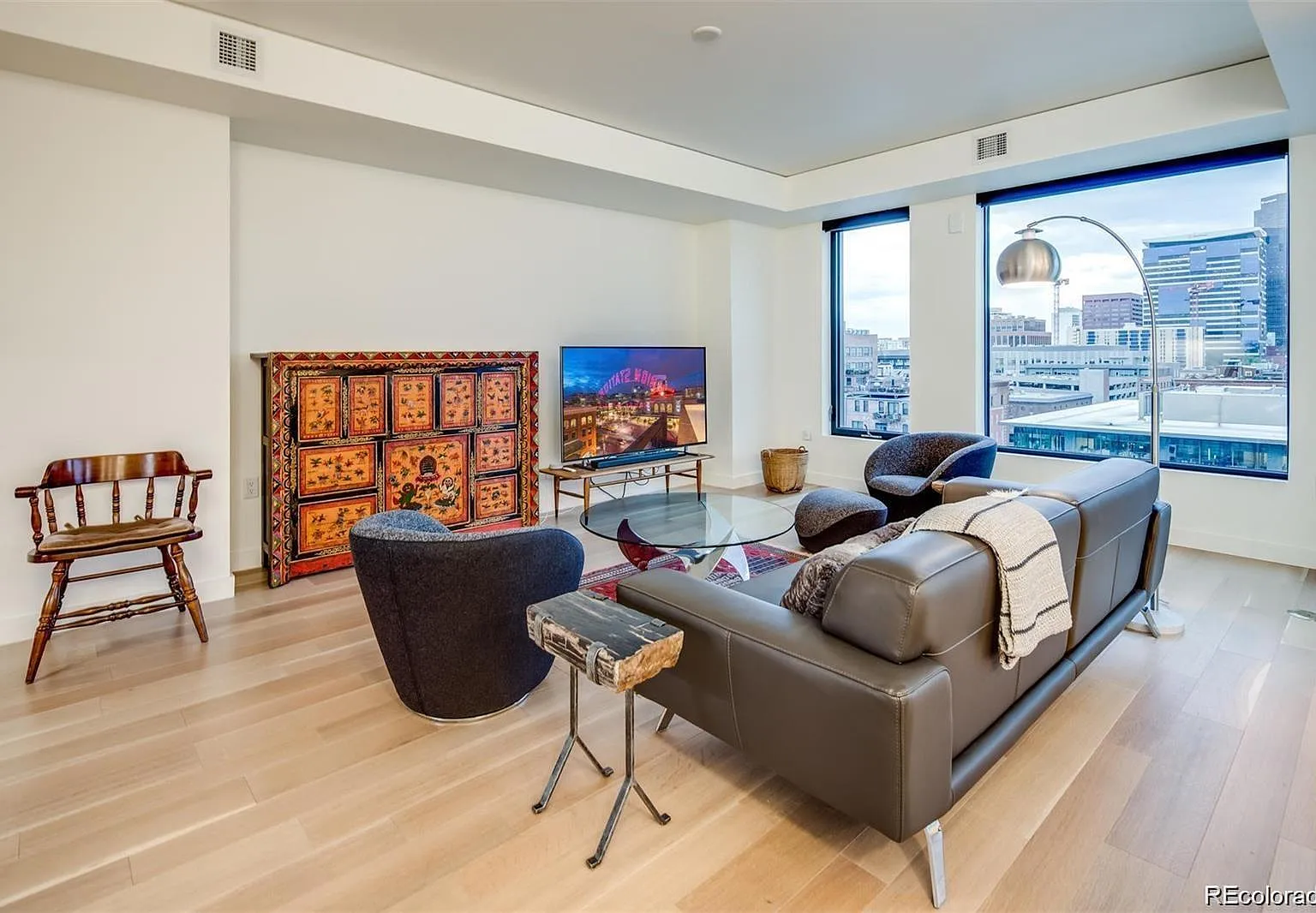 The Coloradan Condos — Photo 4