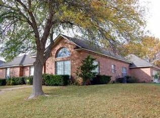 1121 Radisson Dr, Hewitt, TX 76643